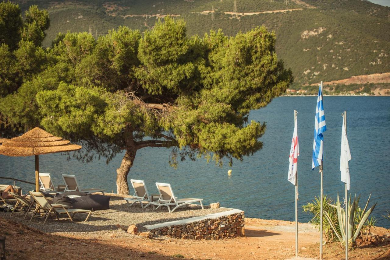 Trizonia Bay Hotel Bagian luar foto
